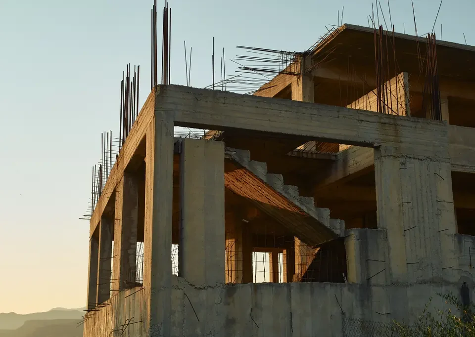 serdivan ticari imarlı arsa